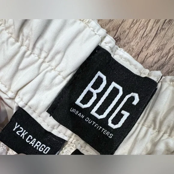 BDG Y2K Low-Rise Cargo Pants - Picture 6 of 7